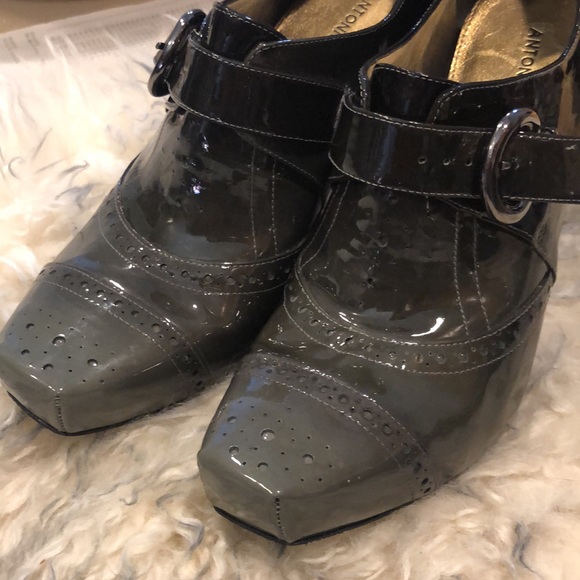 ANTONIO MELANI STORMY PATENT LEATHER BOOTIES - Picture 10 of 11